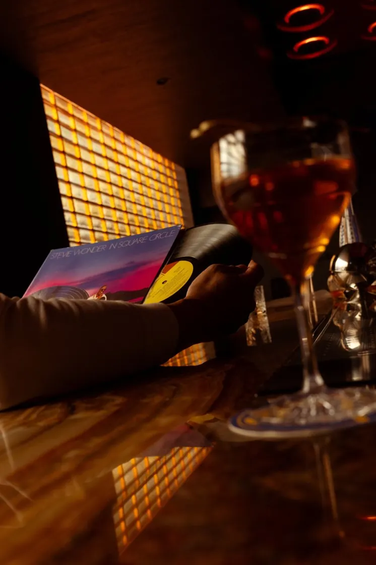 Bar Selecta — bar and seating