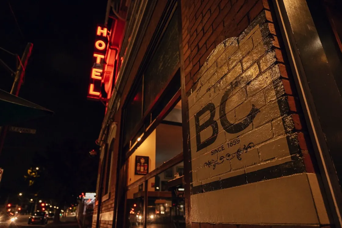 Barwon Club Hotel — venue exterior at night