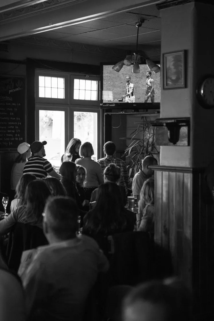 Lord Newry Hotel — inside the pub